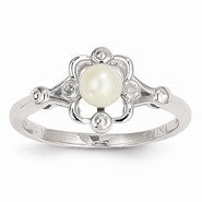 14k White Gold Pearl Diamond Ring